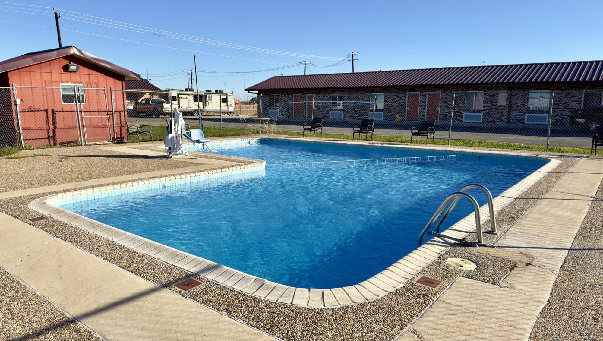 Regency Inn Hondo Esterno foto